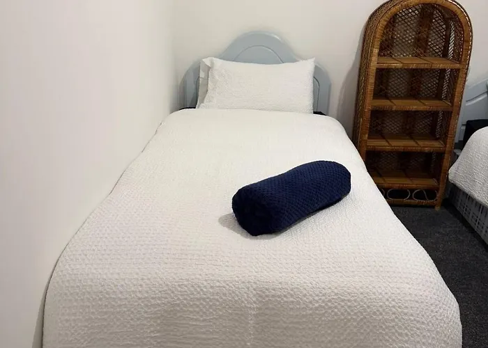 Walk To Town Centre, 2br Base Near Cork & Kinsale Bandon